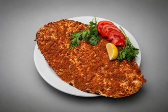 Lahmacun görseli