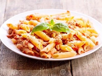 Penne Bolognese görseli