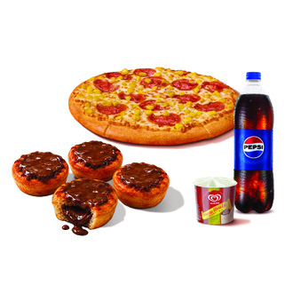 Büyük Boy Karışık Pizza + Kıtkat® İle Sezar Puffs+ Algida Maraş Cup + İçecek (1 L.) görseli