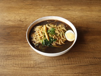 Sebzeli Ramen görseli