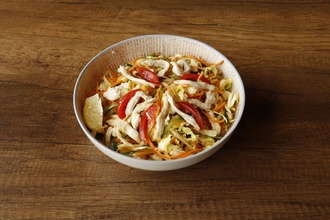 Tavuklu Salata görseli