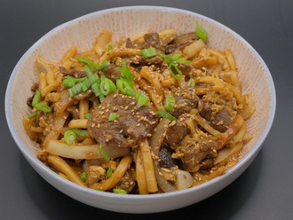 Dana Etli Udon (Kore Usulü) görseli