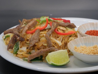 Dana Etli Pad Thai görseli