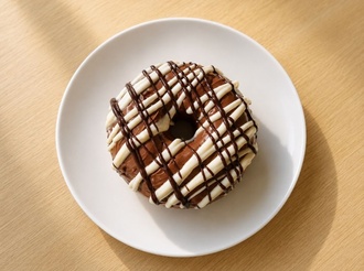Triple Chocolate Donut görseli
