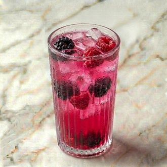 Berry Hibiskus Kokteyl görseli