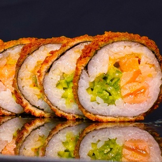 23. Tempura Salmon Sezar Roll (6 Adet) görseli