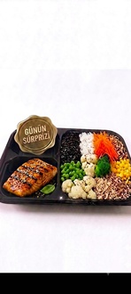 Teriyaki Soslu Izgara Somon Bowl görseli