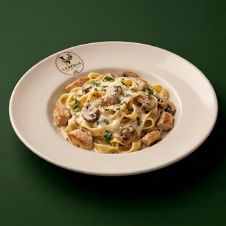 Fettuccine Chicken görseli
