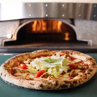 Caesar Con Polla Pizza görseli