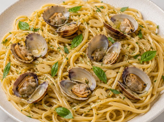 Linguine Alle Vongole (680 Kcal) görseli