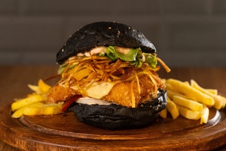 Crispy Chicken Burger görseli