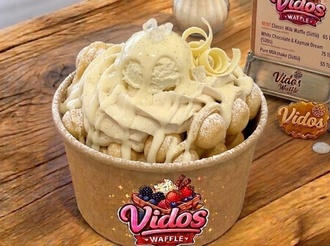 Beyaz Çikolatalı Waffle Bowl görseli