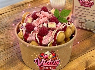 Frambuazlı Waffle Bowl görseli