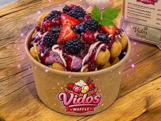 Orman Meyveli Waffle Bowl görseli