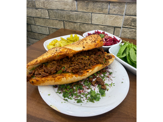 Ekmek Arası Et Tantuni görseli