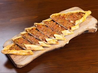 Kıymalı Pide görseli