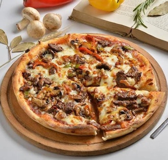Kavurmalı Pizza (Büyük Boy) görseli