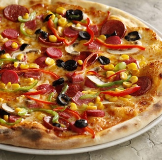 Karışık Pi̇zza (Orta Boy) görseli