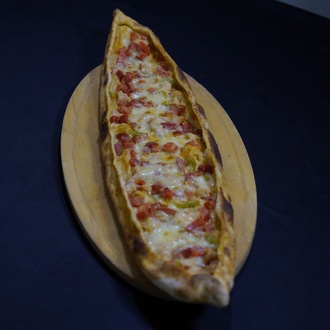 Tavuk Kaşar Pide görseli