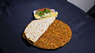 Antep Lahmacun(sarımsaklı) görseli