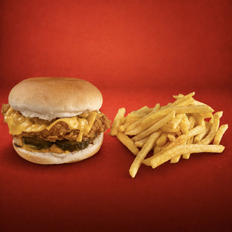 Cheddar Soslu Çıtır Tavuk Burger görseli