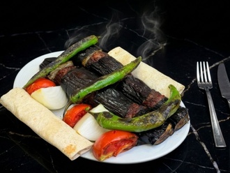 Patlıcanlı Kebap görseli