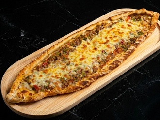 Kıymalı Kaşarlı Pide görseli