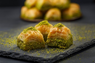Fıstıklı Baklava (250 Gr) görseli