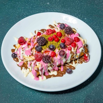 Orman Meyveli Muz &Çilek Waffle 1,5 Porsiyon görseli