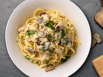 Truffle Parmigiano Chicken Linguine (1050 Kcal) görseli