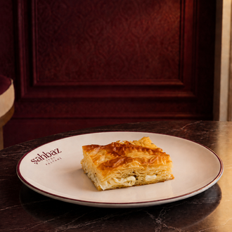 El Açması Peynirli Su Böreği / Handmade Cheese Pastry görseli
