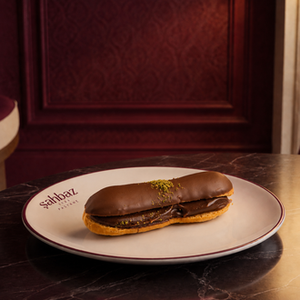 Büyük Çikolatalı Ekler / Large Chocolate ÉClair görseli