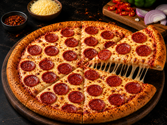 Sucuklu Pizza görseli