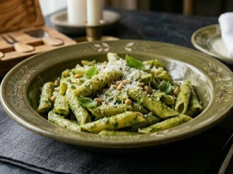 Pesto Soslu Penne görseli