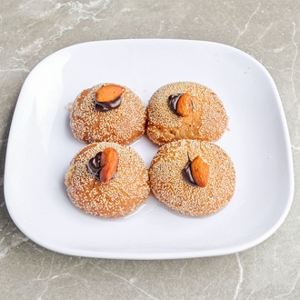 Bal Badem Tatlısı (1 Kg.) görseli