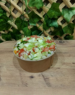 Pilav Üstü Çoban Salata görseli
