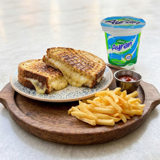 Kaşarlı Tost Menü görseli
