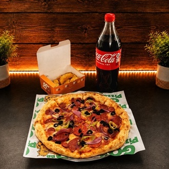 Orta Boy Pizza + Elma Dilim Patates + Litrelik İçecek görseli