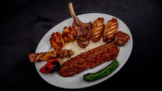 Tavuklu Karışık Kebap görseli