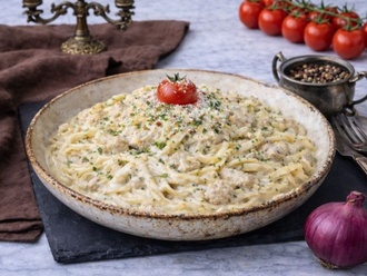 Fettucine Alfredo görseli