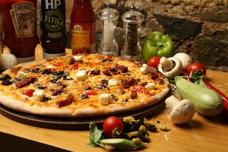 Akdeniz Pizza görseli