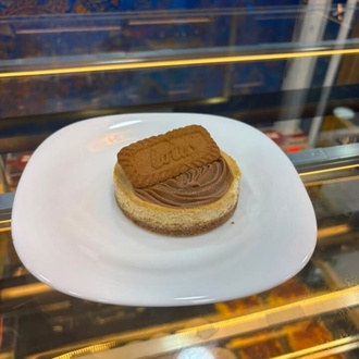Lotuslu Mono görseli