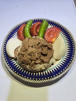 Pilav Üstü Kavurma Ve Söğüş görseli