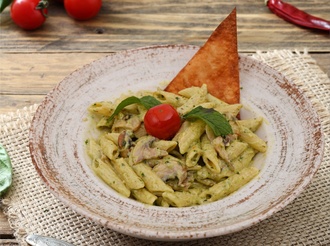Pesto Soslu Mantarlı Penne görseli