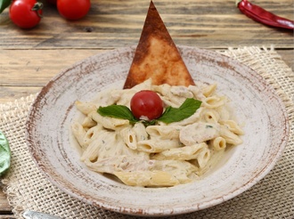 Kremalı Tavuklu Penne görseli