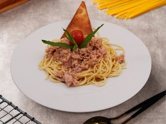 Ton Balıklı Spaghetti görseli