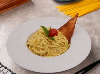 Köri Soslu Spaghetti görseli