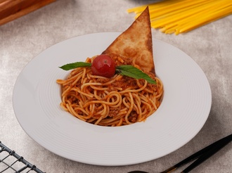 Spaghetti Bolonez görseli