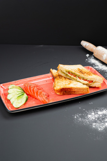 Beyaz Peynirli Domatesli Tost görseli