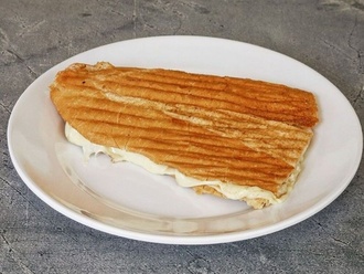 Kaşarlı Tost görseli